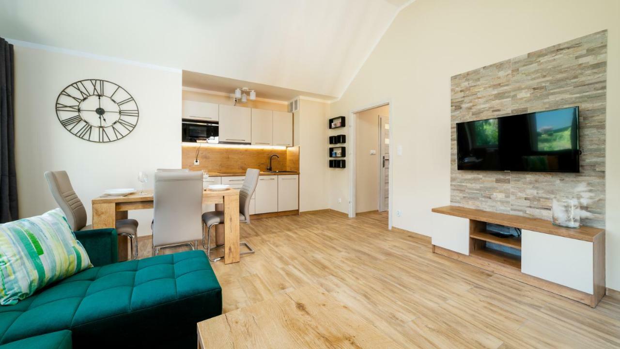 Apartament Everysky Emilii Plater 18 *